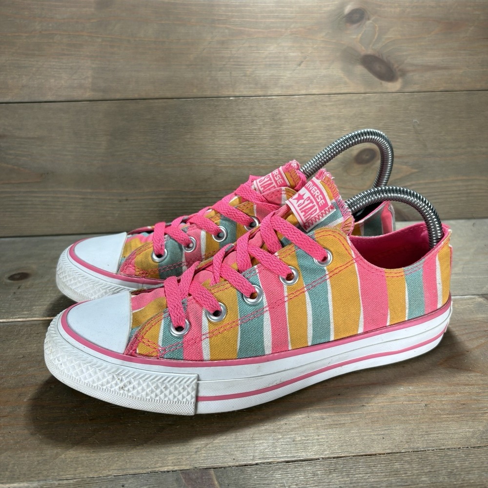 converse all star chuck taylor womens size 6 shoes multicolor lowtop sneakers